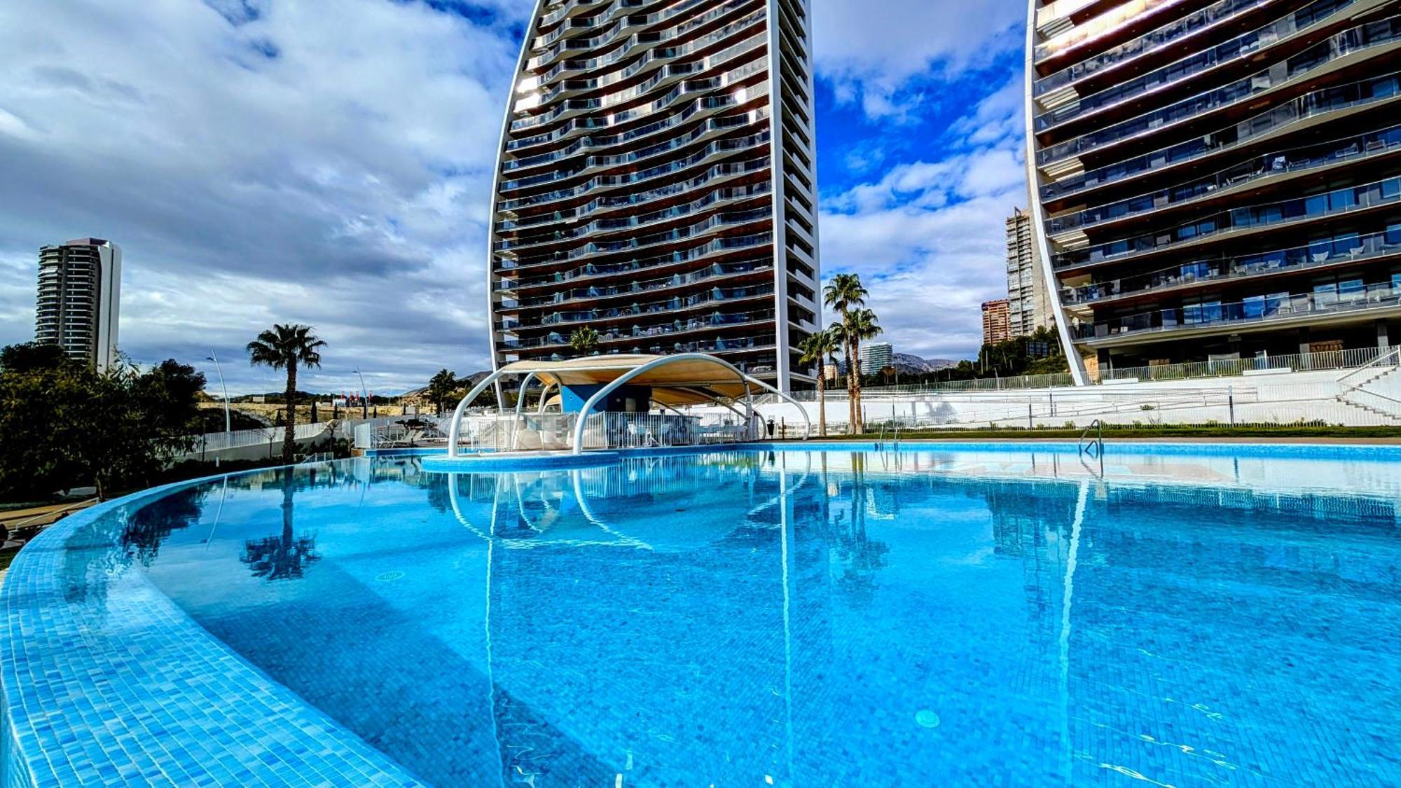 Sunset Waves Fresh Apartments Benidorm Bagian luar foto
